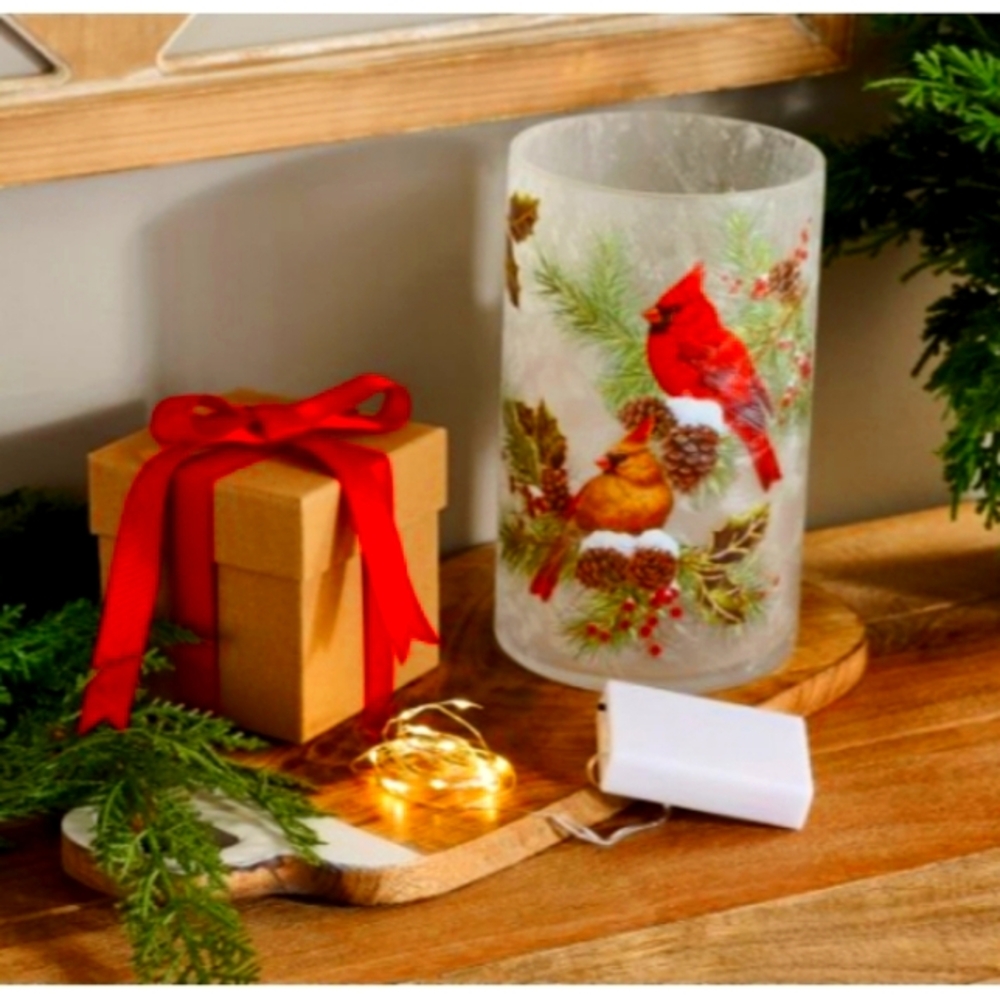 Holiday hurricane/vase 8" frosted glass w/ cardinals, by Valeri/Qvc,w-lights,New - Picture 11 of 16